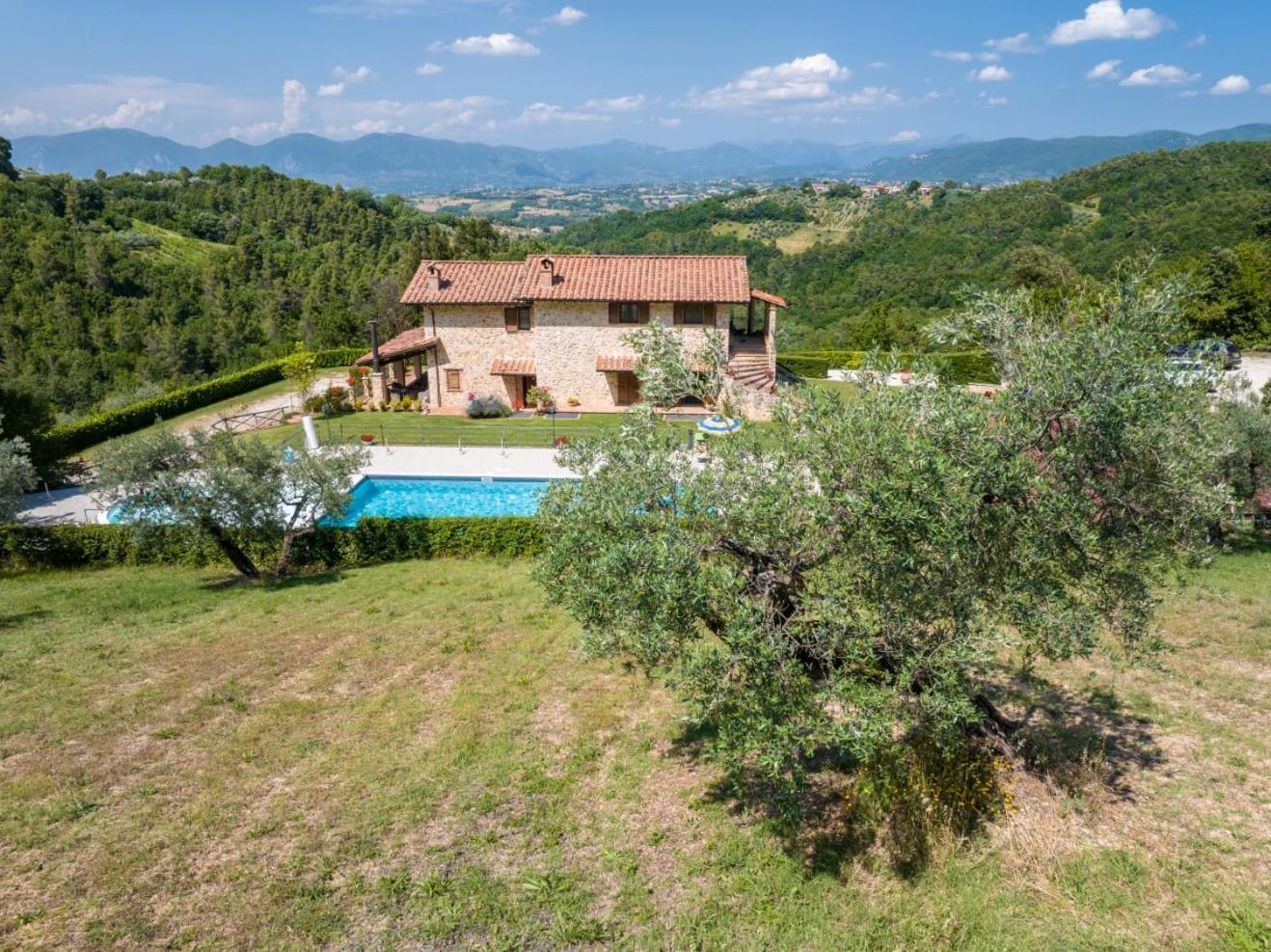 Agriturismo Isola Verde SantʼUrbano エクステリア 写真