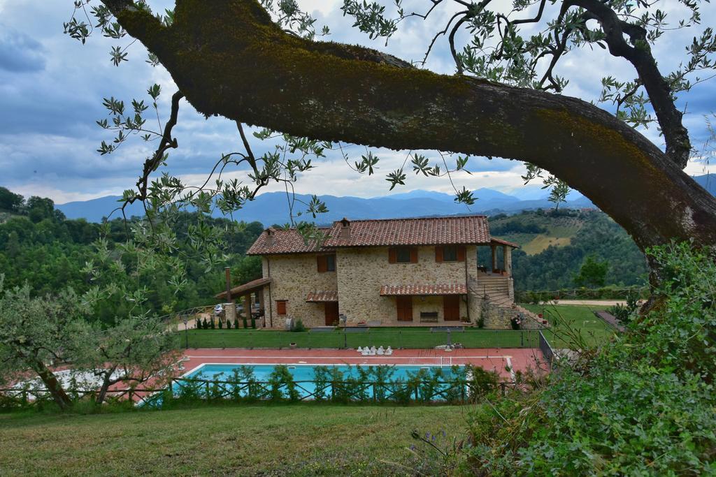 Agriturismo Isola Verde SantʼUrbano エクステリア 写真