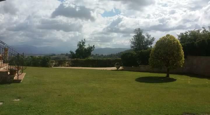 Agriturismo Isola Verde SantʼUrbano エクステリア 写真