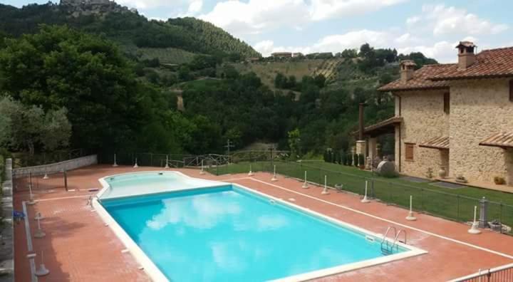Agriturismo Isola Verde SantʼUrbano エクステリア 写真